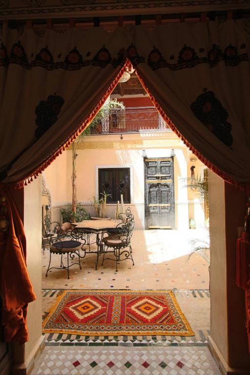 RIAD MAKENE MOUCHKILL riad Marrakech Tensift Haouz Marrakech 14