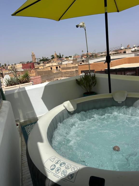 Riad Amazing Amazigh avec jacuzzi petit dejeuner compris avec aussi chambres familiales pres de la place jemaa El fna riad Marrakech Tensift Haouz Marrakech 9